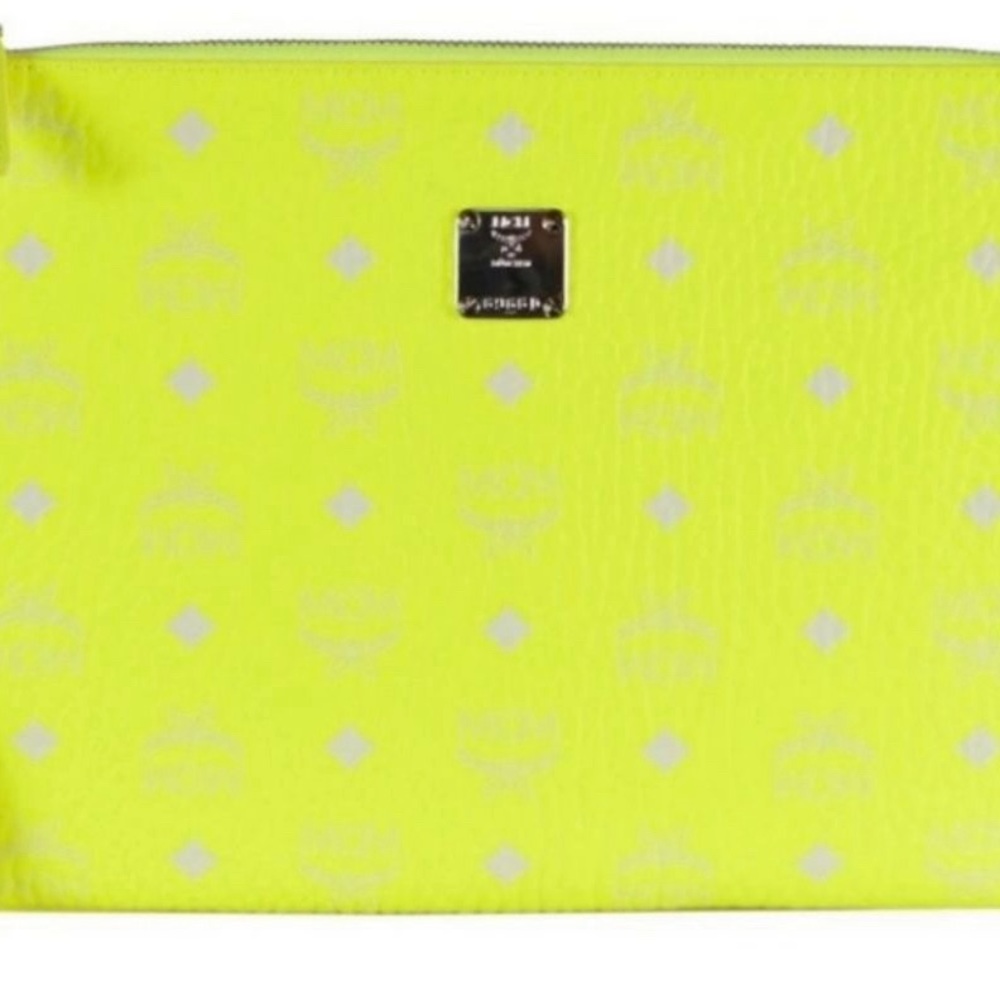 MCM Pouch